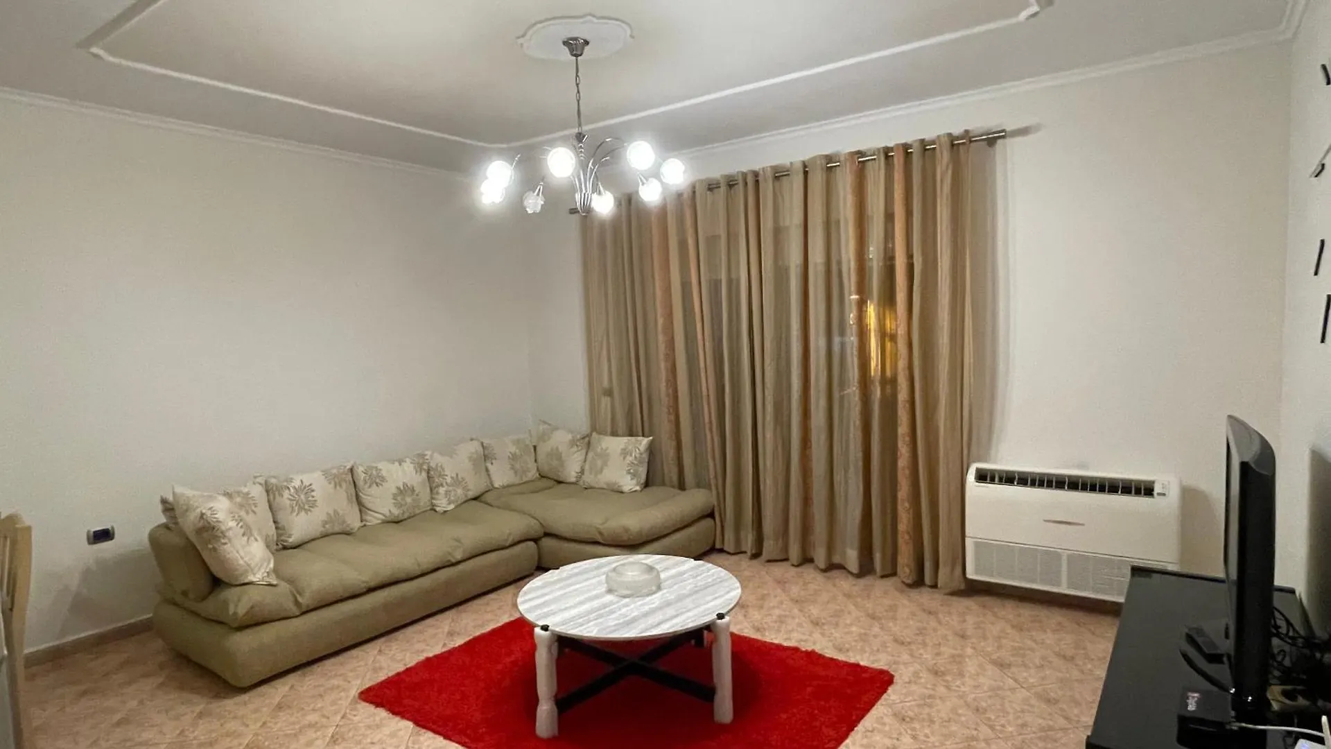 Tirana Center Appartament- Dario Apartment Albania